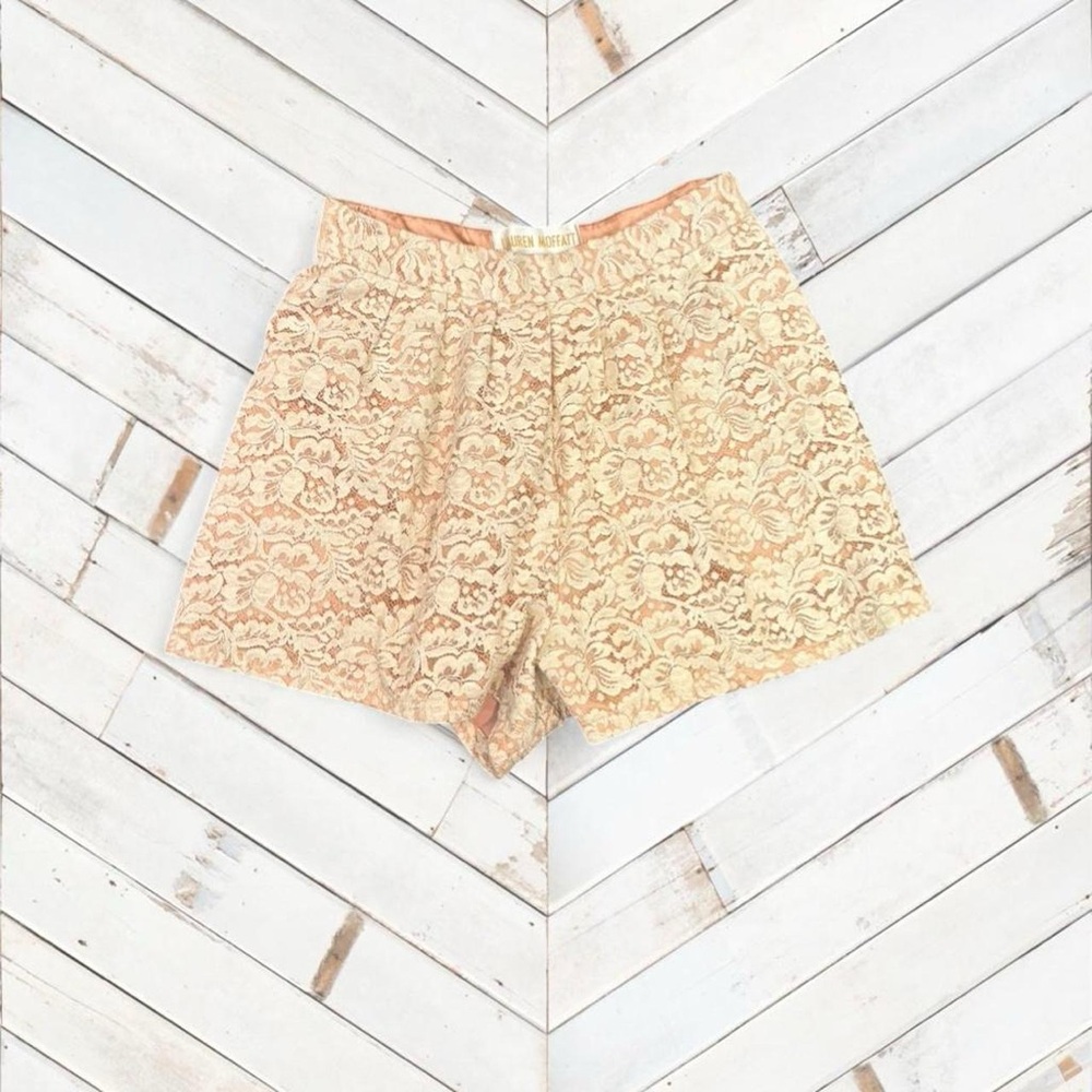 Floral Lace High Waist Women's Shorts